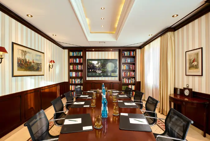 Boardroom No.8
