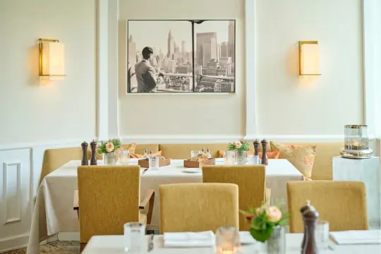 Landingpage Bilder Webseite_540x360 px (7) Tische im Restaurant Fritz